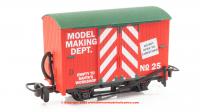 GR-910 Peco Christmas 2023 Box Van - Santa's Workshop